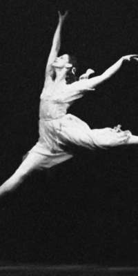 Maya Plisetskaya, Russian ballet dancer., dies at age 89